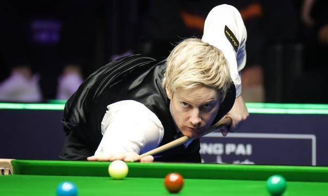 他不断调整 他不断调整