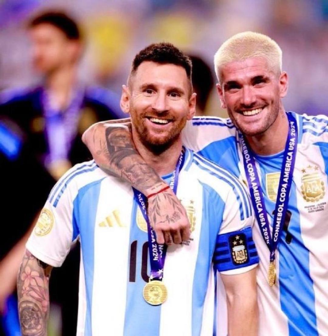 我们期待她 我们期待她