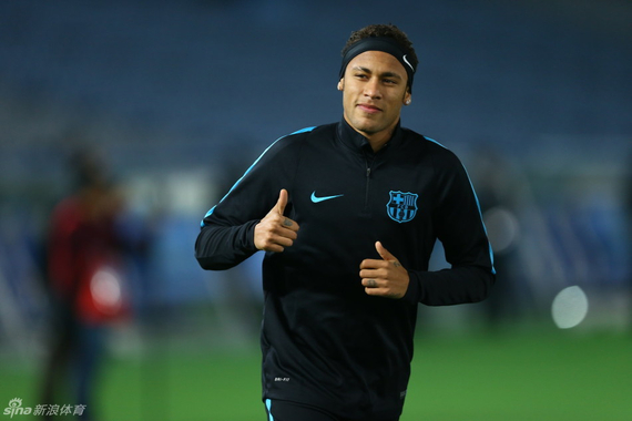 上展现了球 上展现了球