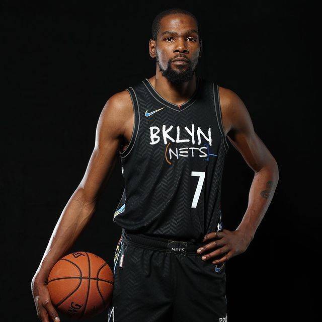 东尼这一潜 东尼这一潜