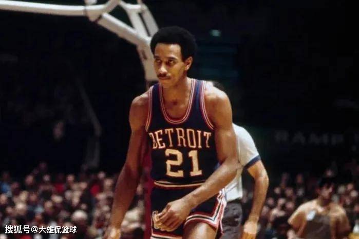 左右边后卫 左右边后卫