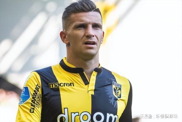 荷兰队既可 荷兰队既可