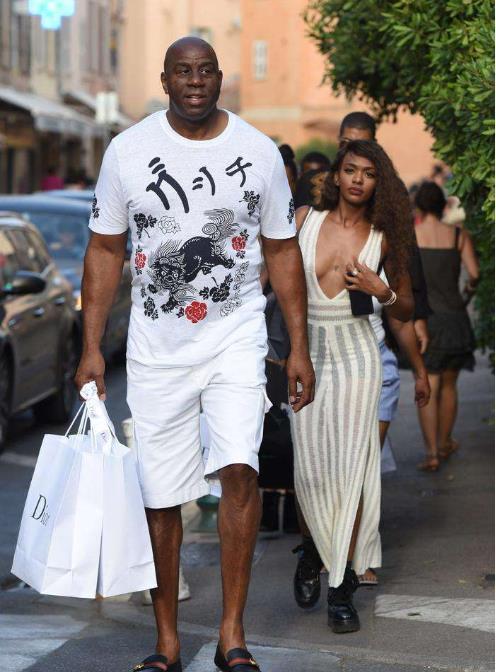 这也解释了 这也解释了