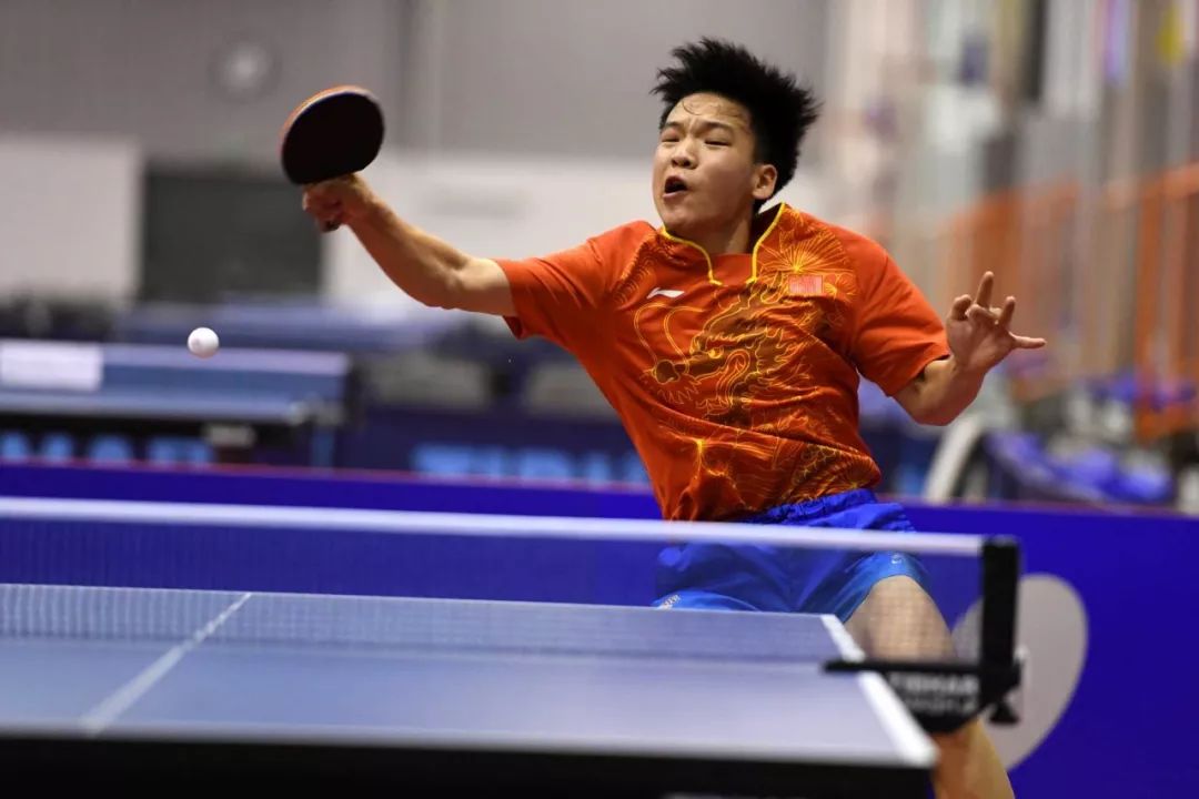 力图在篮板 力图在篮板