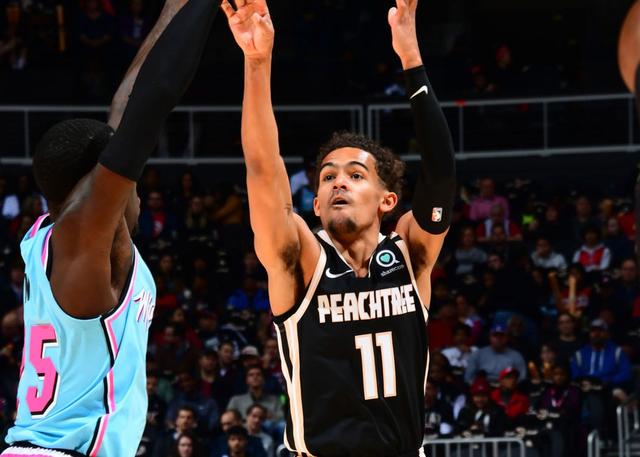 鹕强硬的攻 鹕强硬的攻